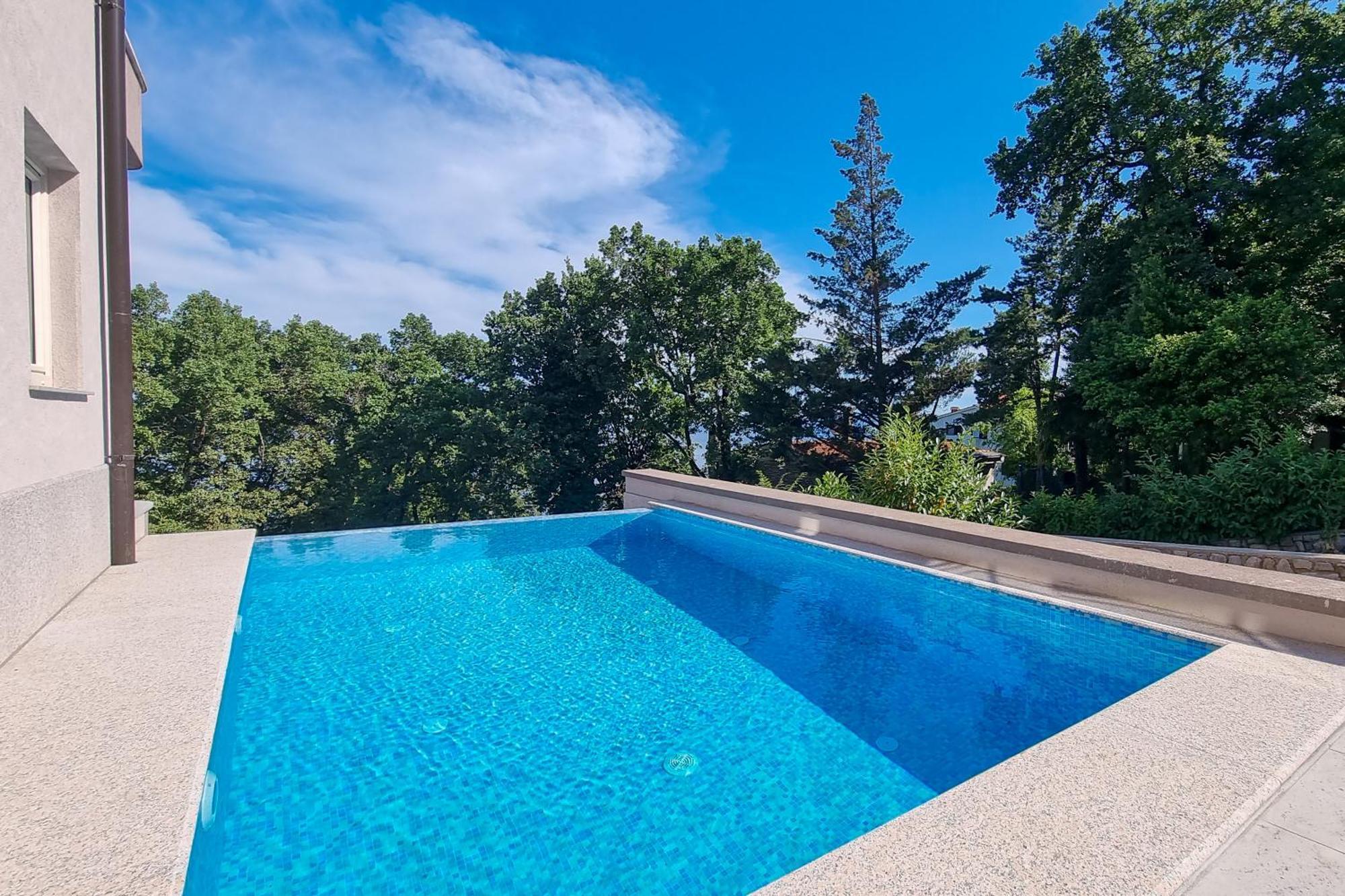 Guest House Manuela Opatija Bagian luar foto