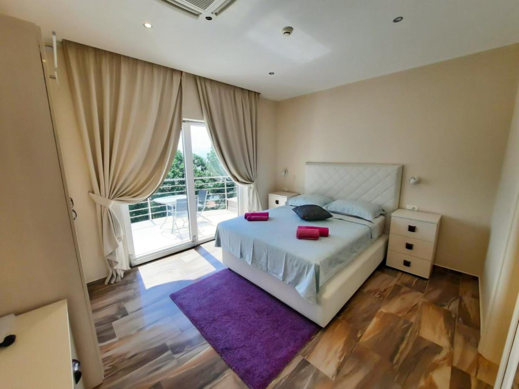 Guest House Manuela Opatija Bagian luar foto